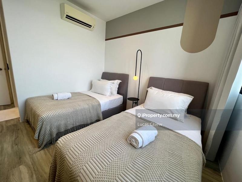 For Sale - Lumi Tropicana