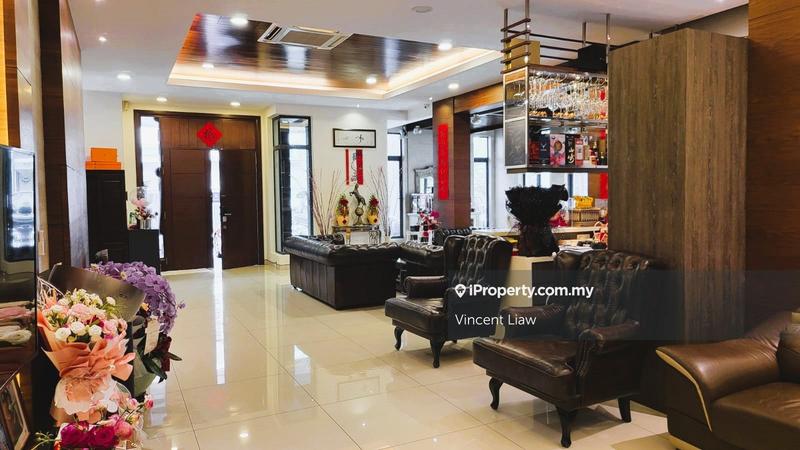 Bungalow House for Sale in Taman Sains Selangor, Kota Damansara by Vincent Liaw - iProperty.com.my