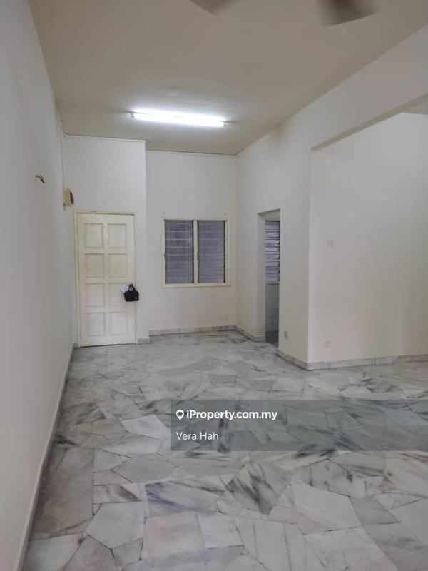 Pangsapuri untuk Dijual di Pelangi Court oleh Vera Hah - iProperty.com.my