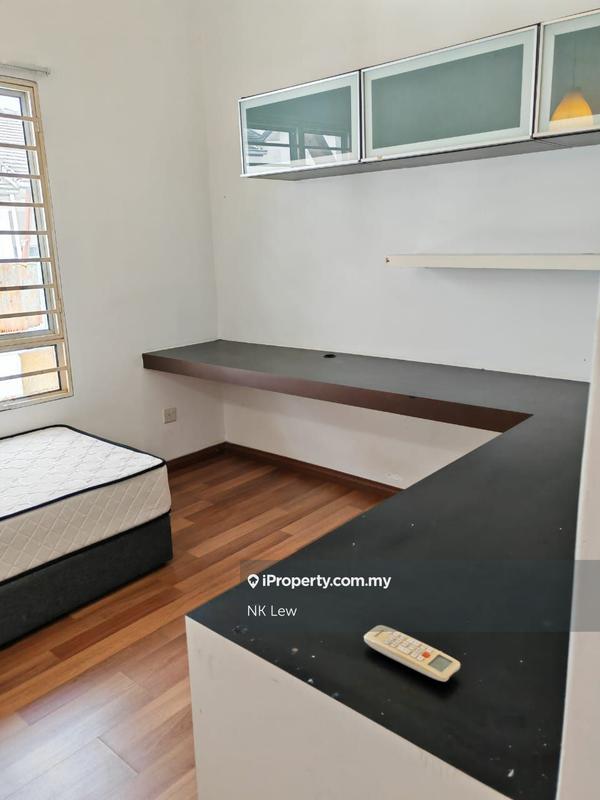 For Sale - Bayan Villa, Seri Kembangan