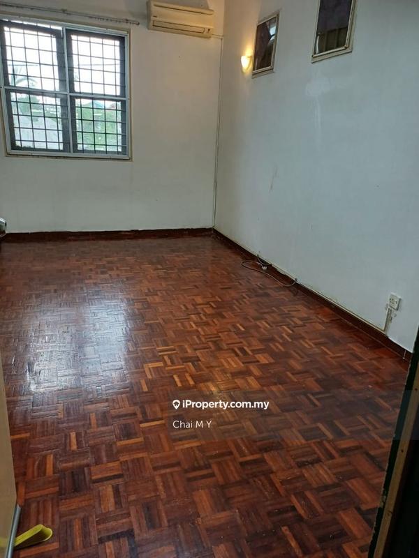 Rumah Teres 1.5-Tingkat untuk Dijual di Bandar Kinrara Seksyen 2, Bandar Kinrara oleh Chai M Y - iProperty.com.my