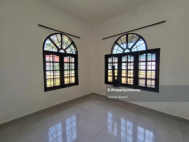 Bungalow House for Sale in Panji, Kota Bharu by Nabila Nazori - iProperty.com.my