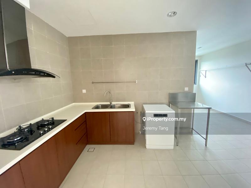 Residensi Servis untuk Dijual di The Greens oleh Jeremy Tang - iProperty.com.my