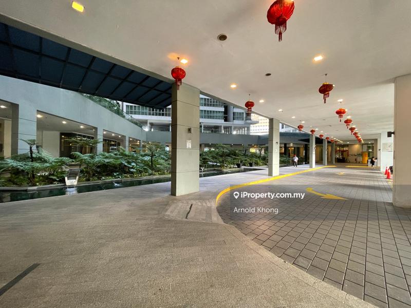 Kediaman Servis untuk Dijual di Regalia Residence oleh Arnold Khong - iProperty.com.my