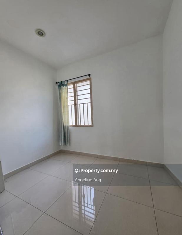 Rumah Berangkai 2 Tingkat untuk Dijual di Usj 1, Subang Jaya oleh Angeline Ang - iProperty.com.my