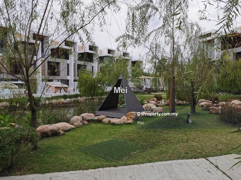 Bungalow House for Sale in Bandar Country Homes, Rawang by Mei - iProperty.com.my