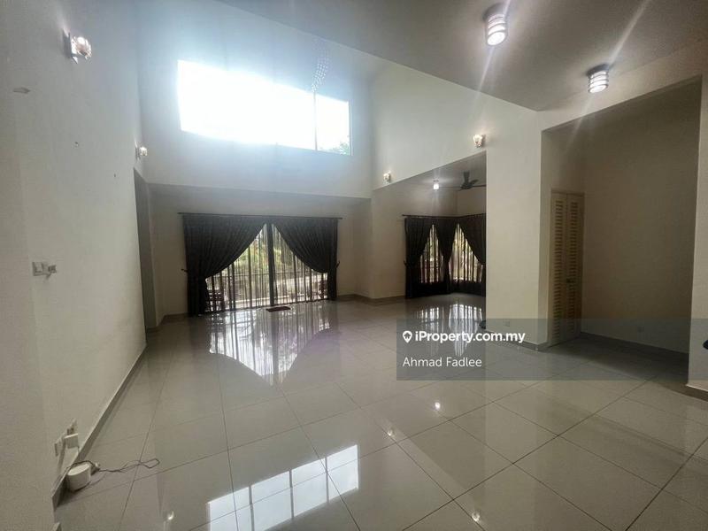 Bungalow House untuk Dijual di Kayangan Heights, Shah Alam oleh Ahmad Fadlee - iProperty.com.my