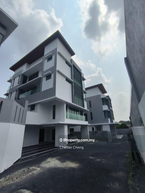 Bungalow House for Sale in Taman Overseas Union (Taman Oug), Jalan Klang Lama (Old Klang Road) by Chester Cheng - iProperty.com.my
