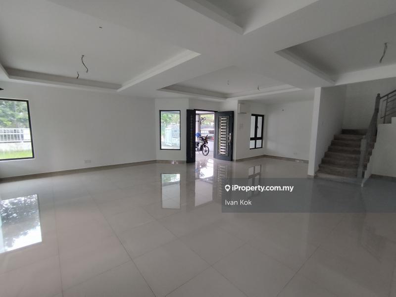 Terraced House for Sale in Subang Jaya, Selangor by Ivan Kok - iProperty.com.my