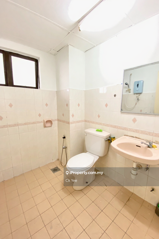 Condominium for Rent in Vista Komanwel A by Ck Yee - iProperty.com.my