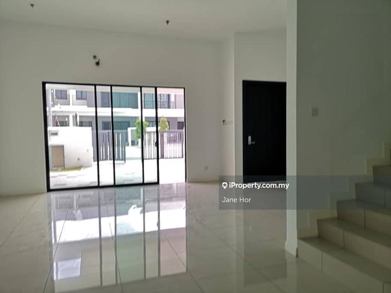 Rumah Berangkai 2 Tingkat untuk Disewa di 16 Sierra, Puchong oleh Jane Hor - iProperty.com.my