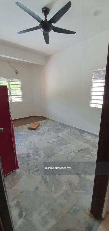 Banglo untuk Dijual di Desa Subang Permai, Shah Alam oleh PL Kee - iProperty.com.my
