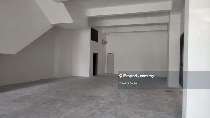 For Rent - Harmony Shoplot