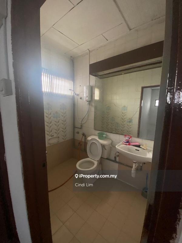 Rumah Berangkai 2 Tingkat untuk Disewa di Taman Pelangi, Johor Bahru oleh Cindi Lim - iProperty.com.my