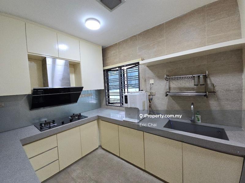 Rumah Berangkai 2 Tingkat untuk Dijual di Kampung Pulau Meranti, Puchong oleh Eric Chai - iProperty.com.my