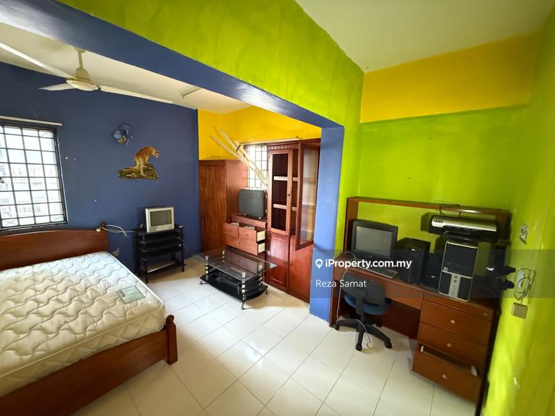 Pangsapuri untuk Dijual di Pelangi Heights oleh Reza Samat - iProperty.com.my