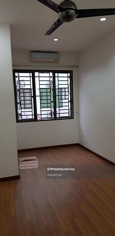 Rumah Berangkai 3 Tingkat untuk Dijual di Bukit Jalil, Kuala Lumpur oleh Vincent Lim - iProperty.com.my