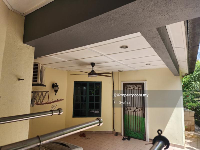 Rumah Berkembar untuk Dijual di Kelana Jaya, Petaling Jaya oleh Fifi Syafiza - iProperty.com.my