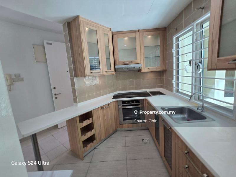 For Sale - The Peak Suites