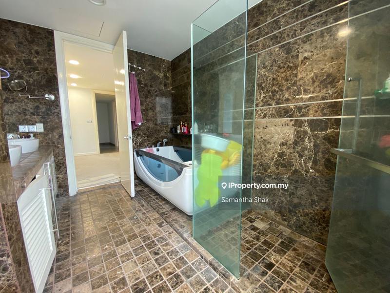 Kondominium untuk Dijual di Hampshire Park Condominium oleh Samantha Shak - iProperty.com.my