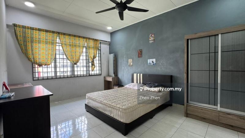 For Sale - Sri Akasia