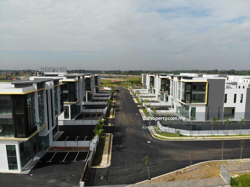 For Sale - 3 sty Semi-D Factory cipta 3a industrial park, Bandar Serenia