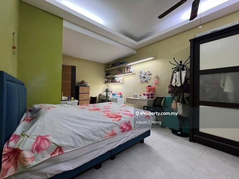 Townhouse for Sale in Taman Overseas Union (Taman Oug), Jalan Klang Lama (Old Klang Road) by Aaron Chong - iProperty.com.my