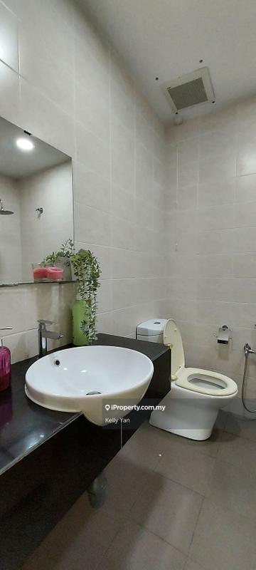 Rumah Berangkai 3 Tingkat untuk Dijual di Bandar Kinrara Seksyen 1, Bandar Kinrara oleh Kelly Yan Kai Lit - iProperty.com.my