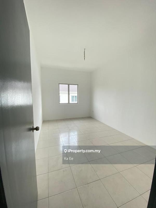 Rumah Teres 2-Tingkat untuk Dijual di Taman Scientex Rawang, Rawang oleh Ka Ee - iProperty.com.my