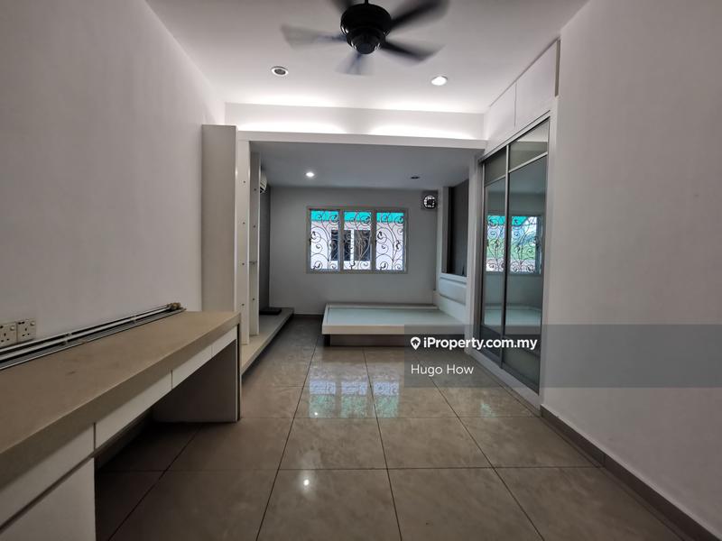 Semi-Detached House for Sale in Jalan Ipoh, Kuala Lumpur by Hugo How - iProperty.com.my