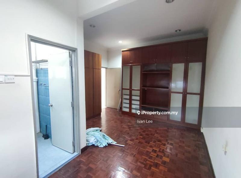 Rumah Berangkai 2 Tingkat untuk Dijual di Seksyen 19, Petaling Jaya oleh Ivan Lee - iProperty.com.my