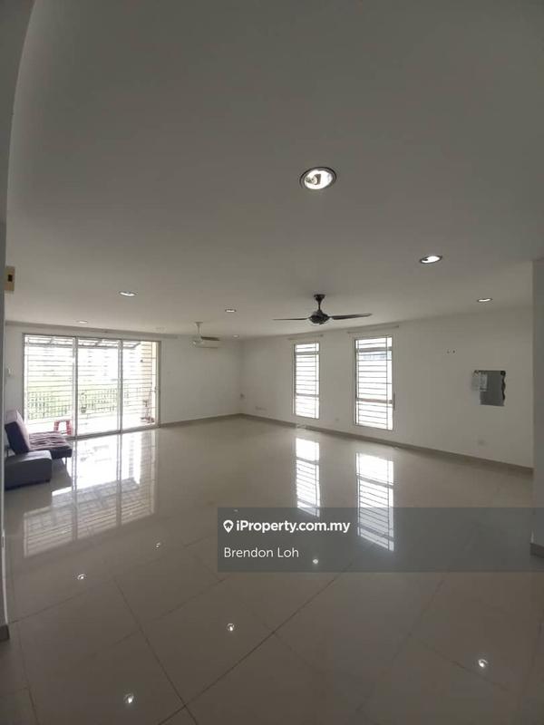 For Sale - Suasana Lumayan