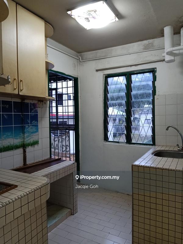 For Sale - Seksyen 2 Wangsa Maju Flat