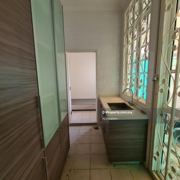 Rumah Berkembar untuk Dijual di Presint 18, Putrajaya oleh Azizirrahim - iProperty.com.my