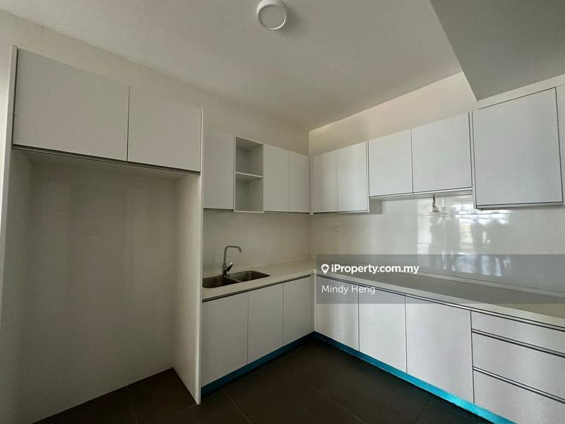 Service Residence for Sale in Molek Pulai by Mindy Heng - iProperty.com.my