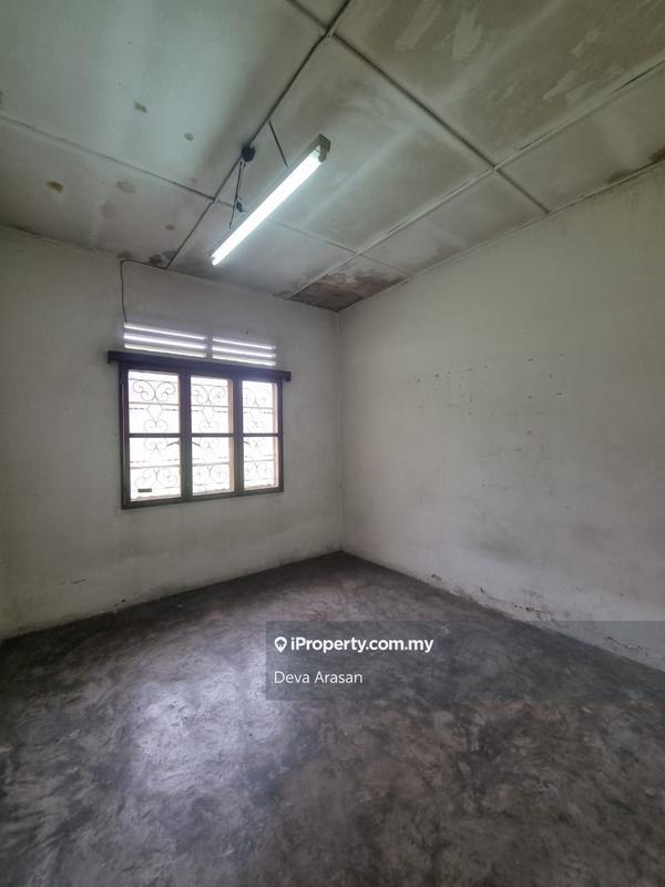 Rumah Berkembar untuk Dijual di Seksyen 6, Petaling Jaya oleh Deva Arasan - iProperty.com.my