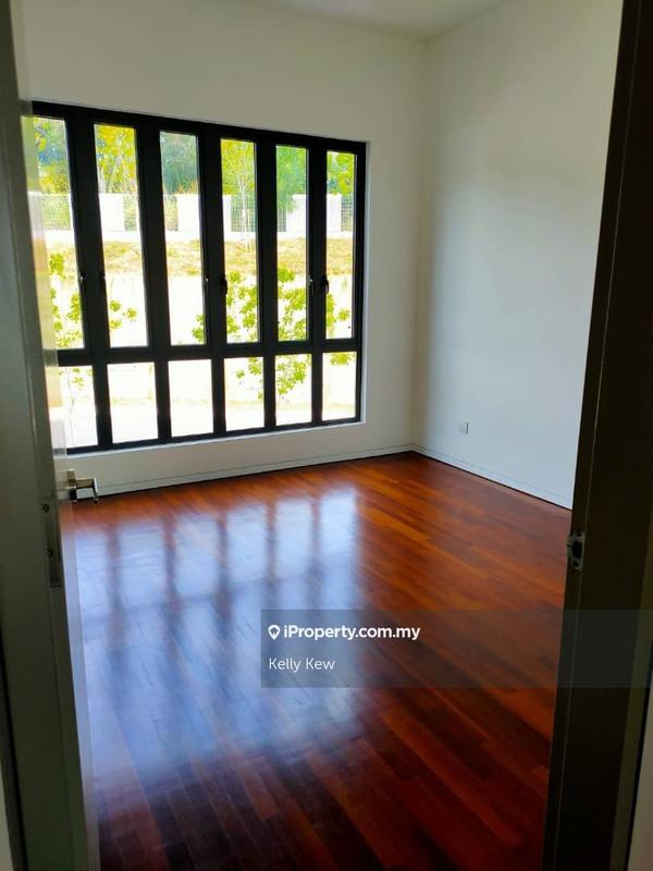 Rumah Teres 3-Tingkat untuk Dijual di Puchong, Selangor oleh Kelly Kew - iProperty.com.my
