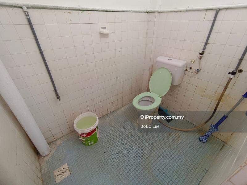 Pangsapuri untuk Dijual di Pangsapuri Mawar oleh BoBo Lee - iProperty.com.my