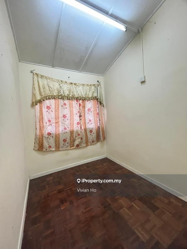 Rumah Berangkai 2 Tingkat untuk Dijual di Kampung Gombak Indah, Batu Caves oleh Vivian Ho - iProperty.com.my