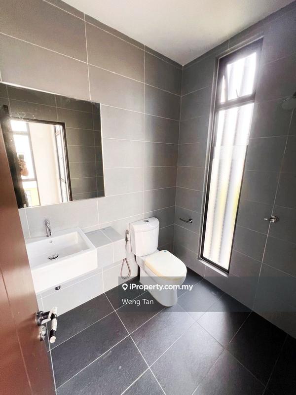 2-storey Terraced House for Sale in Laman Glenmarie, Shah Alam by Weng Tan - iProperty.com.my