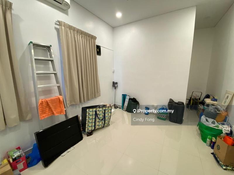 Bungalow House untuk Dijual di Kayangan Heights, Shah Alam oleh Cindy Fong - iProperty.com.my