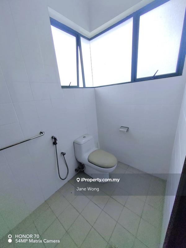 Condominium for Sale in Nadia Parkfront by Jane Wong - Bathroom 4 - iProperty.com.my