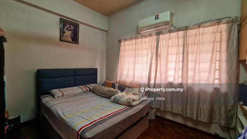 For Sale - Sri Manja Court