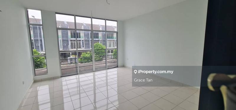 3-storey Terraced House for Sale in Taman Bangi Avenue, Bangi by Grace Tan - iProperty.com.my