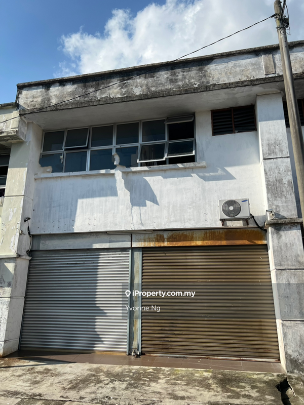 Shop-Office for Sale in Taman Universiti 2 Storey Shophouse, Skudai by Yvonne Ng - iProperty.com.my