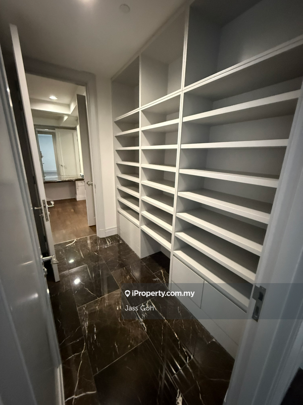 Service Residence for Sale in St Regis by Jass Goh - iProperty.com.my