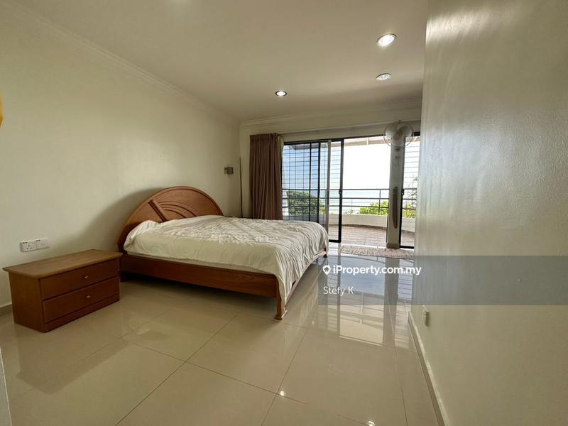 3-storey Terraced House for Sale in Batu Feringghi, Penang by Stefy K - iProperty.com.my