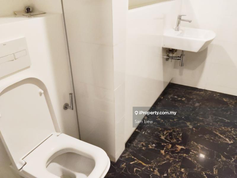 Residensi Servis untuk Dijual di Arcoris Residences oleh Sam Liew - iProperty.com.my