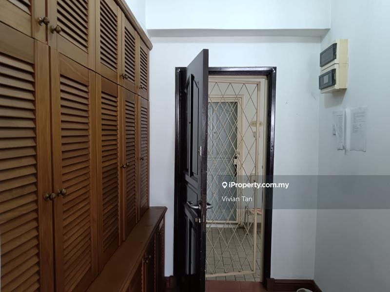 For Sale - Kelana Puteri