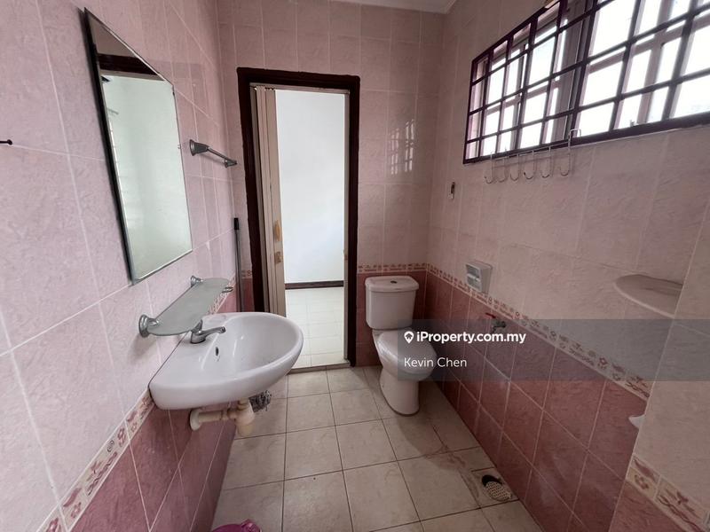 3-storey Terraced House for Sale in Taman Minang Ria, Cheras by Kevin Chen - iProperty.com.my